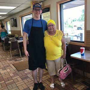 Meet your Posher, Jarod